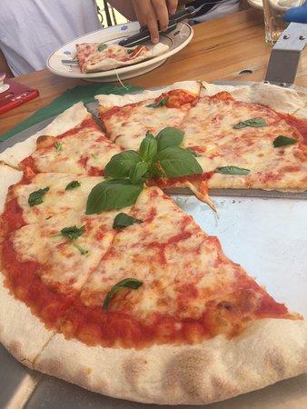 Ristorante Pizzeria La Fattoria